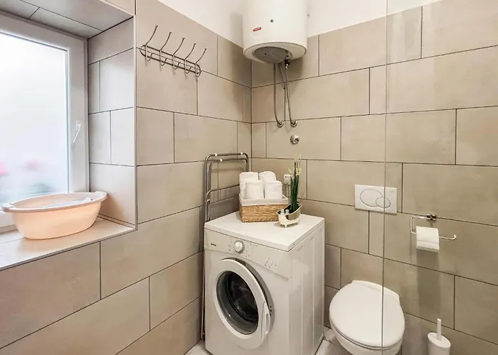 Gorgeous In With Wifi *